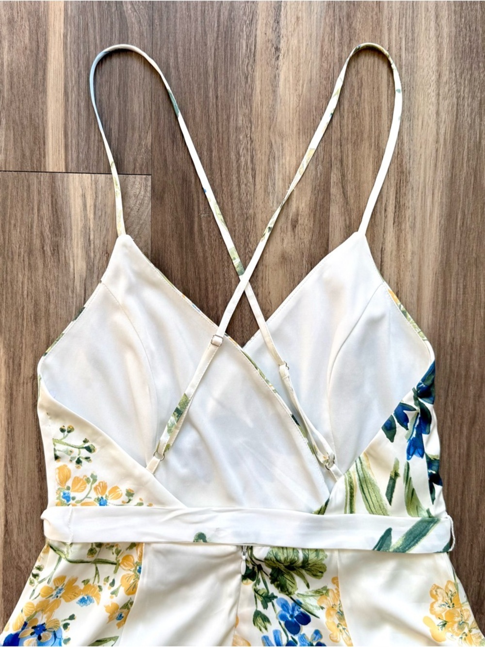 Lulus White Floral Gown Size S - Picture 5 of 8